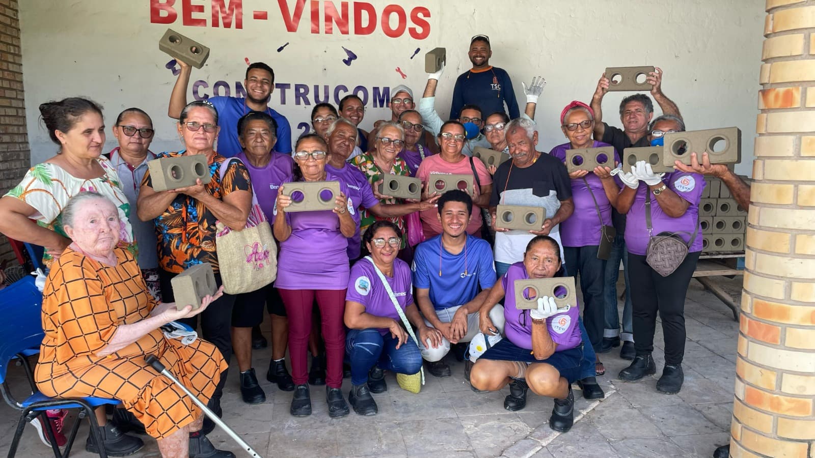 Projeto Construcom capacita idosos através da construção sustentável