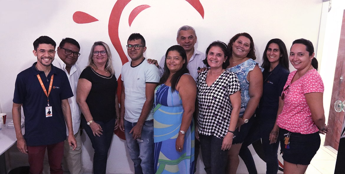 Foto da turma de alunos do projeto Professores Digitais